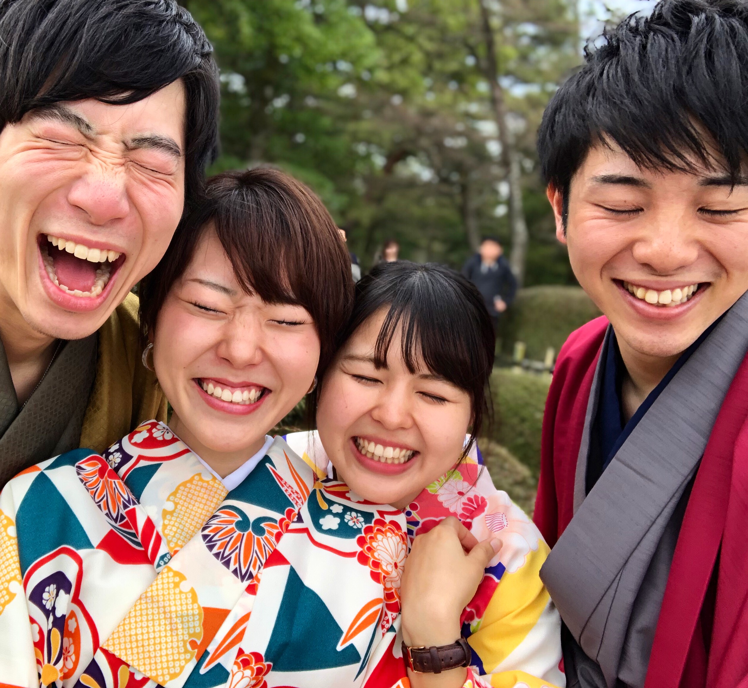 本日も朝から元気に営業中です☆